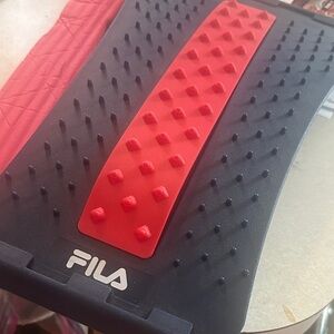 Fila Black and Red Textured Fitness back arch